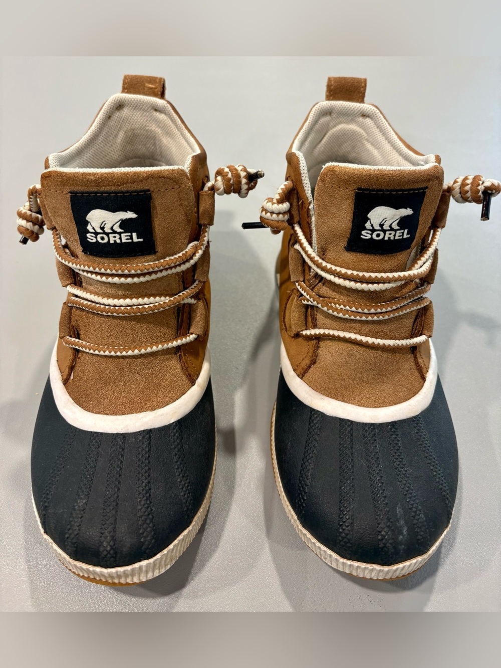 Sorel Out And About III Women’s Size 7 - Taffy-Brown/Black